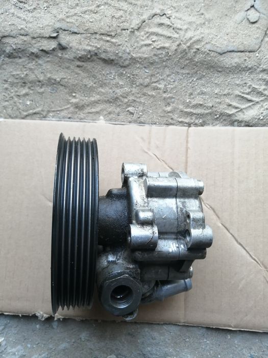 Продам гур на ниссан альмира б/у в рабочем состоянии.