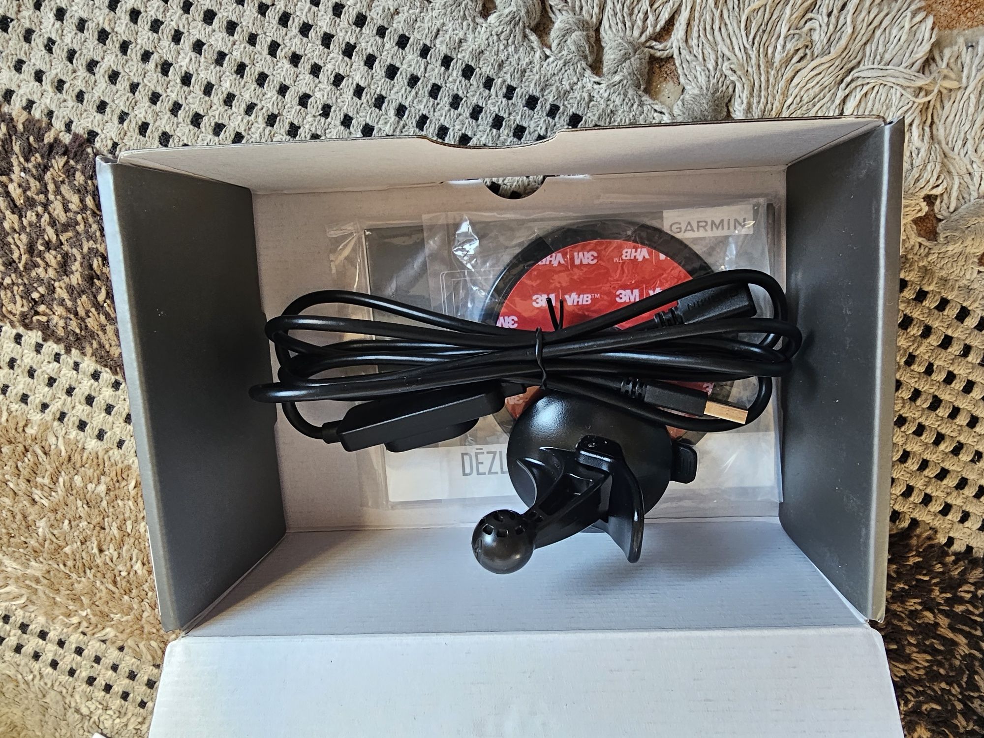 Garmin Dezl LGV610