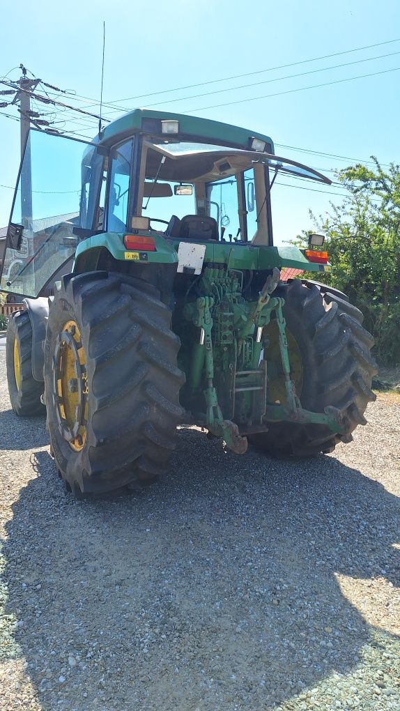 John Deere 7600 de 140 cai în stare Super bună