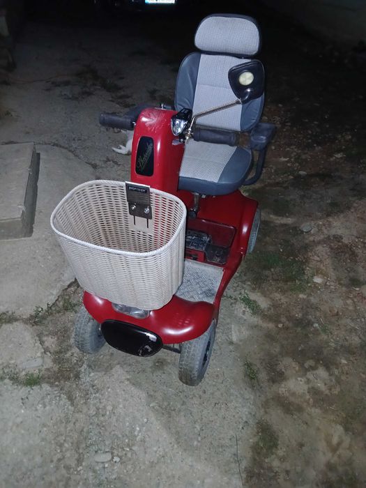 Cărucior bateri (pensionari,,handicap,dizabilitate, etc)