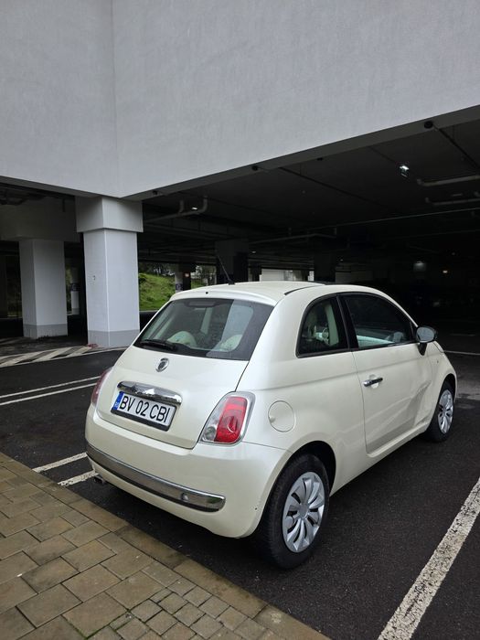 Vând Fiat 500 2008