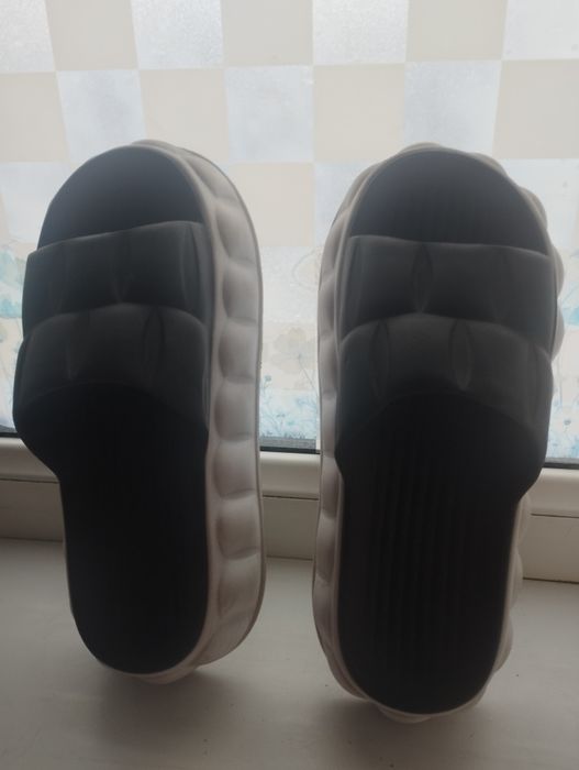 Шлепки б.у. пару раз