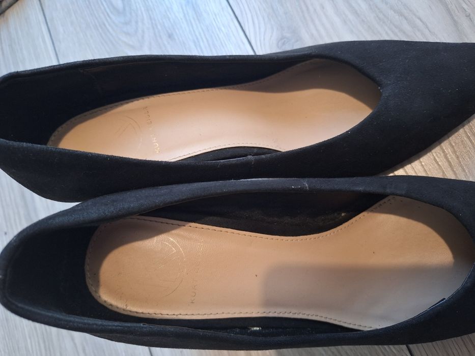 Pantofi negri piele întoarsă Kurt Geiger