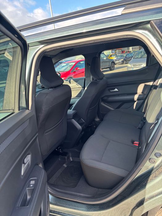 Dacia Duster 2025 • Extreme • ECO-G • 5 месеца • Като Нов