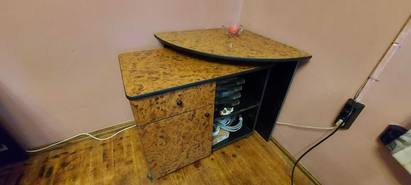офис бюра и шкафчета
