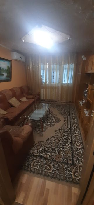 Vând apartament 3 camere