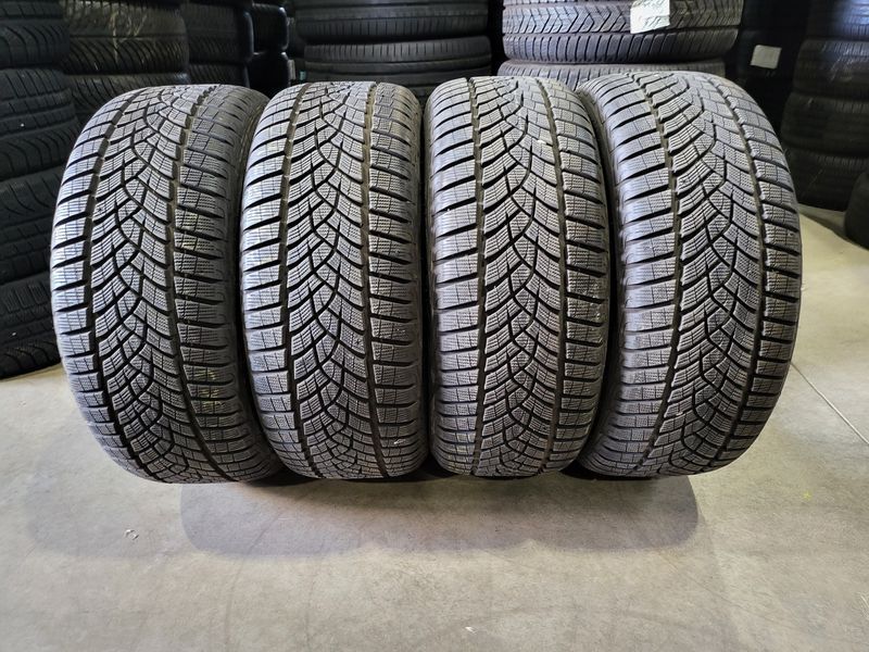 255/45/20 GOODYEAR 4бр