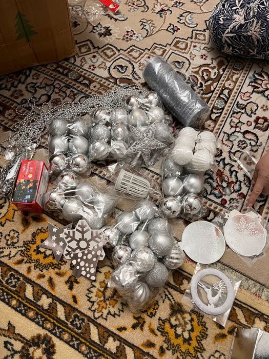 Продам новогоднюю ёлку