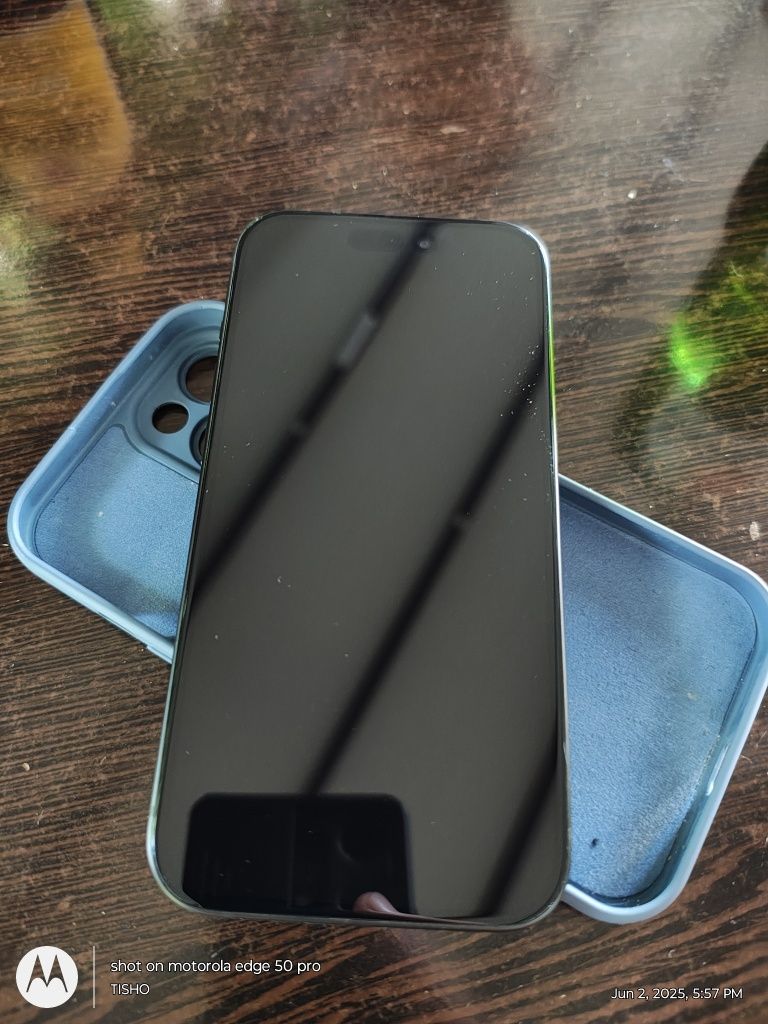 Продавам iPhone 15 128 gb