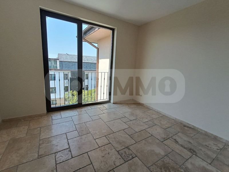 Продава се Двустаен апартамент в с. Топола, Област Добрич - 75 кв.м за 840 €/кв.м - Снимка #4