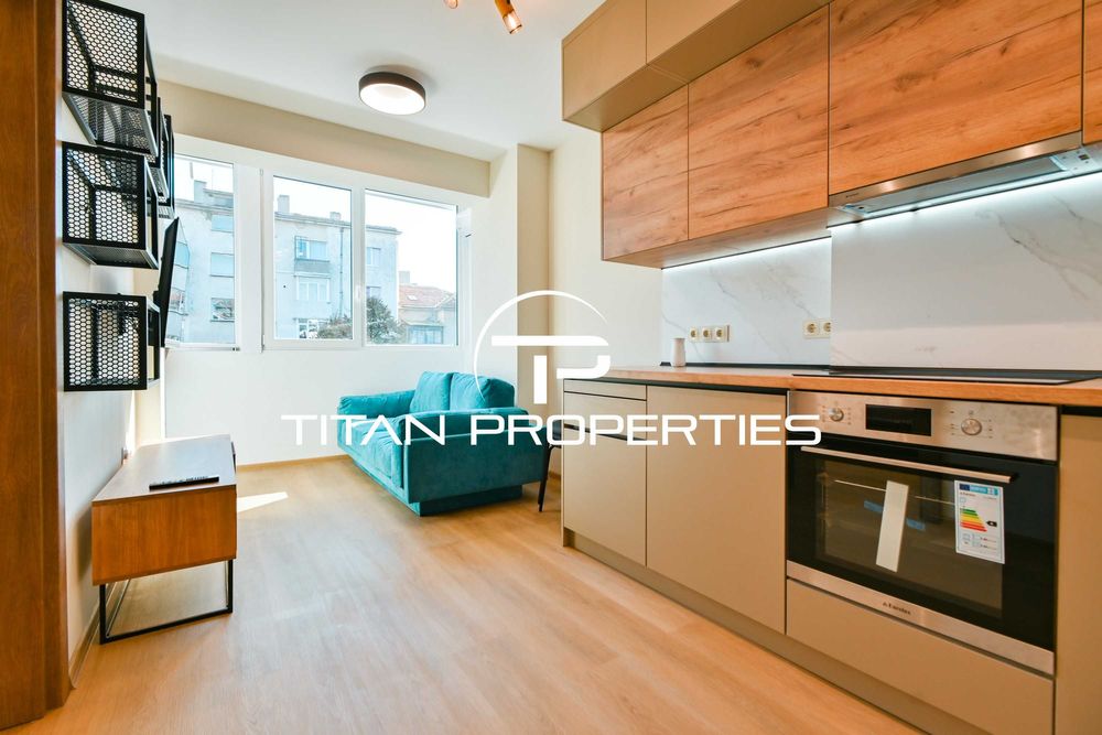 Дава се под наем Двустаен апартамент в София, Медицинска академия - 55 кв.м за 714 € - Снимка #1