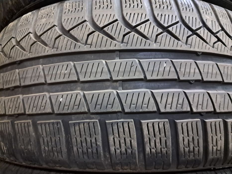 Anvelope second iarna 245 40 R19 Pirelli