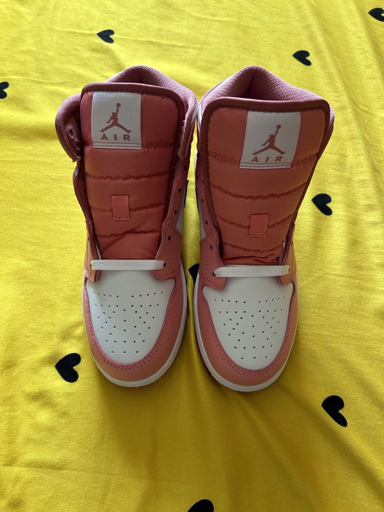 Nike Air Jordan 1 Mid Valentine’s Day 2023