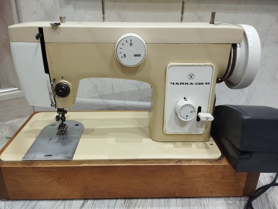 Швейная машина чайка