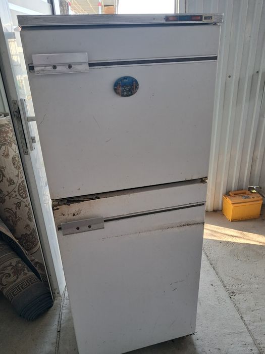 Холодильник советский,рабочий