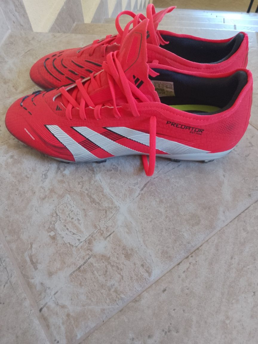 Продавам Бутонки ADIDAS 44,5