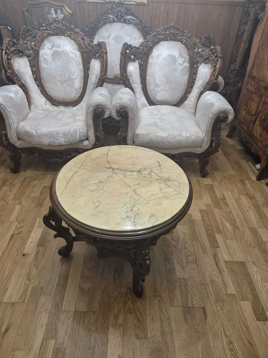 Set sufragerie în stil baroc cu măsuță