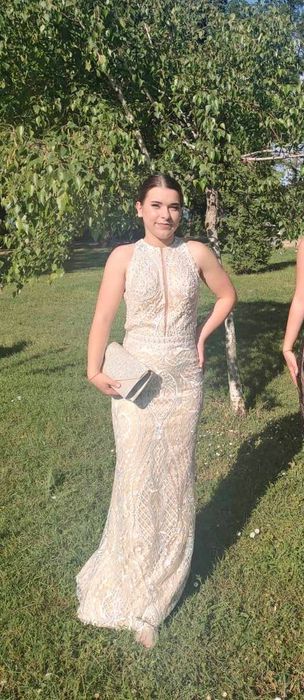 Бална рокля в добро състояние