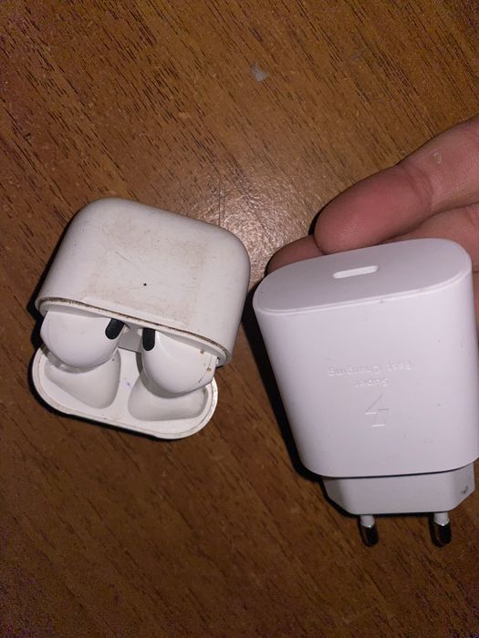 Продам блок айфона зарядка