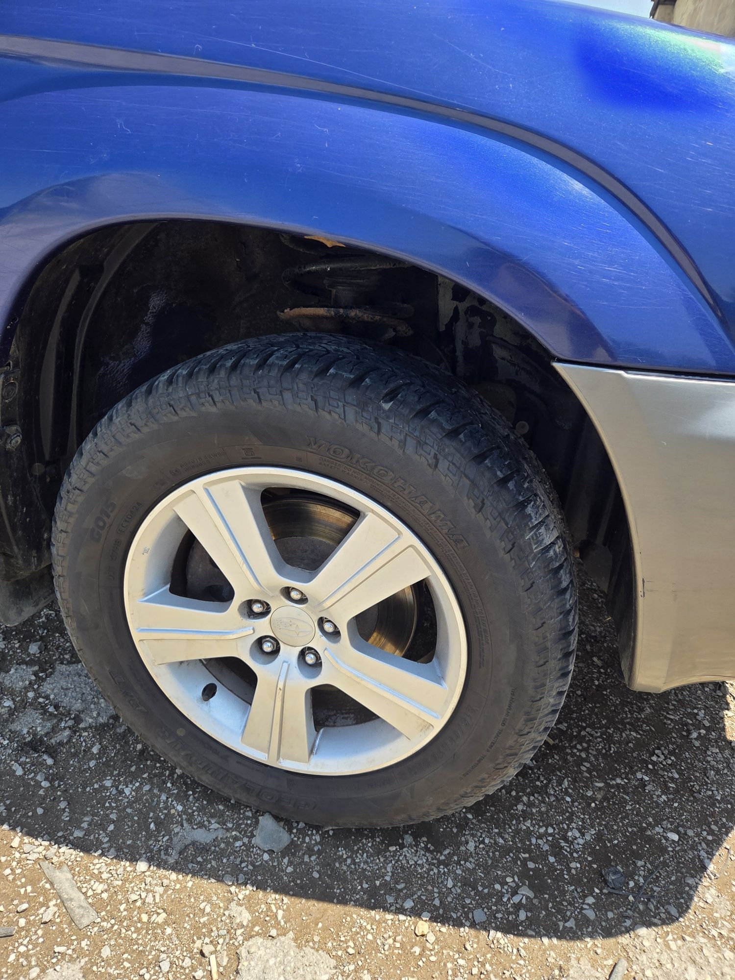 Нови гуми с джанти subaru 5х100 215/65/16