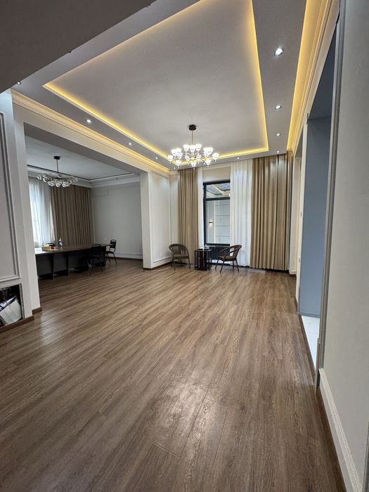 Новый дом 7 комнат, 4 с/у, терраса с возможностью бассейна — премиум