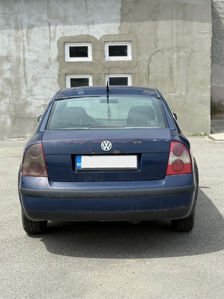 Volkwagen Passat 1.9 TDI - 101 CP - A/C