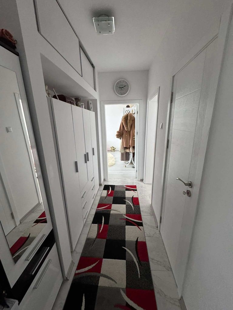 Продава се Къща в с. Горно Сахране, Област Стара Загора - 250 кв.м за 592 €/кв.м - Снимка #4