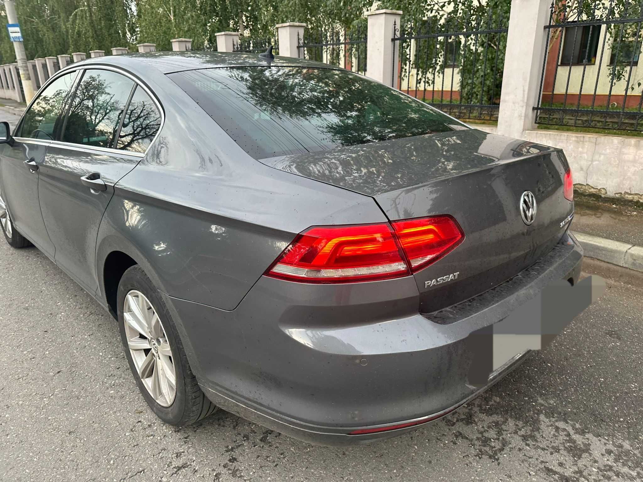 Dezmembrez VW PASSAT B8 2. 0 tdi cutie viteze manuala