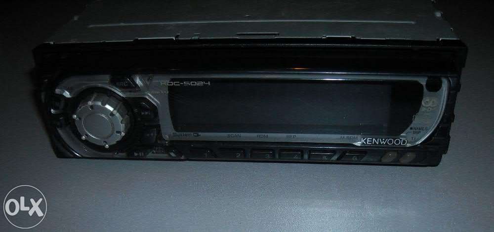 Radio CD Original KENWOOD 50w x 4 Pret NEGOCIABIL