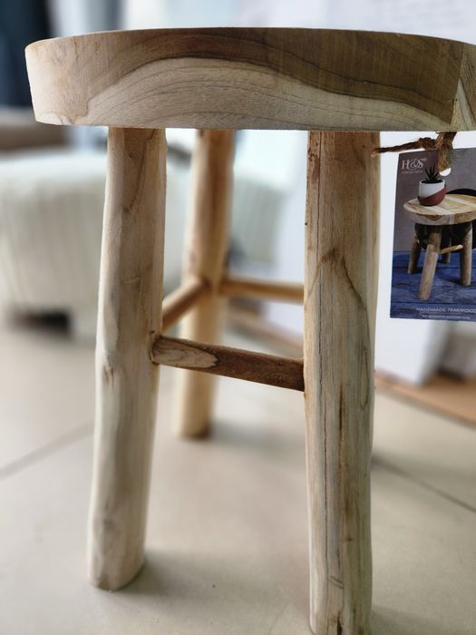 NOU Scaun lemn masiv, rotund