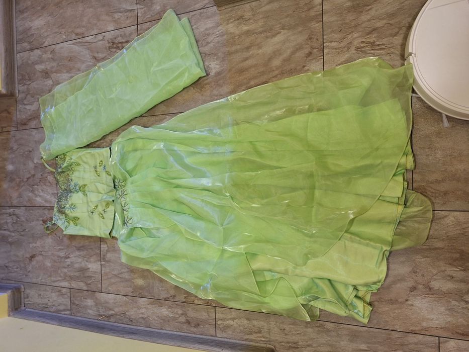 Намалени на 19лв Нови Бутикови рокли+подарък втора