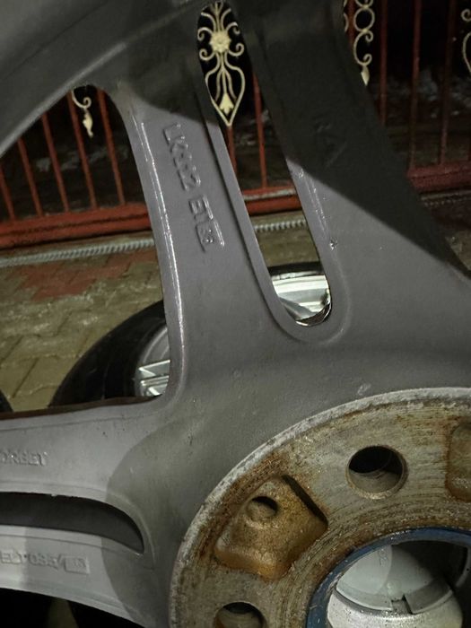 Roti/Jante Audi A3,A4,A5,A6,Q3,Q5 sau Passat pe 17 de iarna