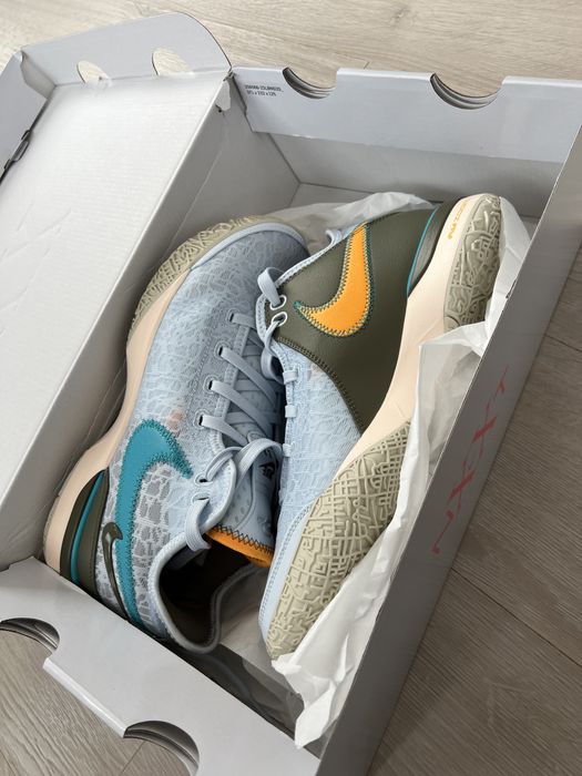 Lebron 20 Nxxt Gen Zoom DR8784 400