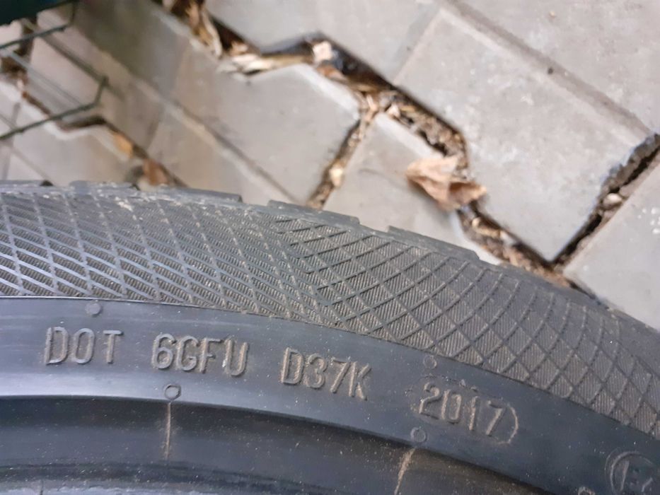 Anvelope 235/45 R18 M+S MS iarnă Continental sarcină EXTRA LOAD