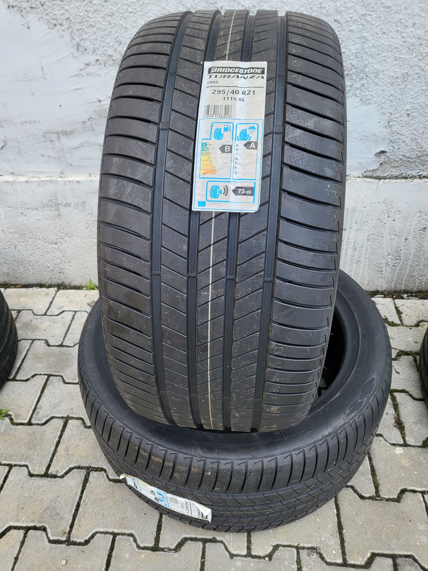 Anvelope turism vara noi Bridgestone 295 40 21