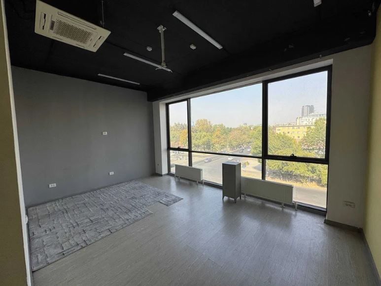 Сдается офис на Ц-4, Казахстан, 300 м²