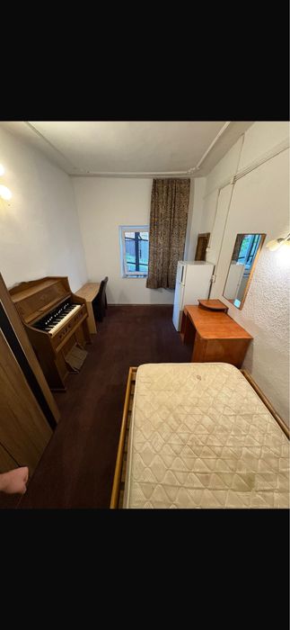 Inchiriez camera privata dar cu baia bucataria comun iasi centru P.F