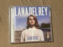 Lana del rey албум Born to die + малка книжка с текстове. На диск CD