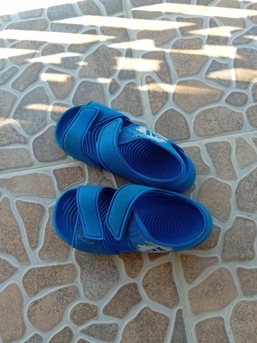 sandale adidas baieti marime 26 27 interior 17cm 4 5 ani
