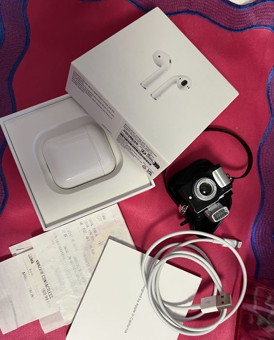 Căsti Apple Airpods 2, Garantie 1 an, factura, incarcator, husa