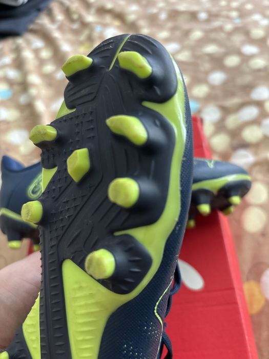 Ghete fotbal Puma FUTURE PLAY FG/AG JR