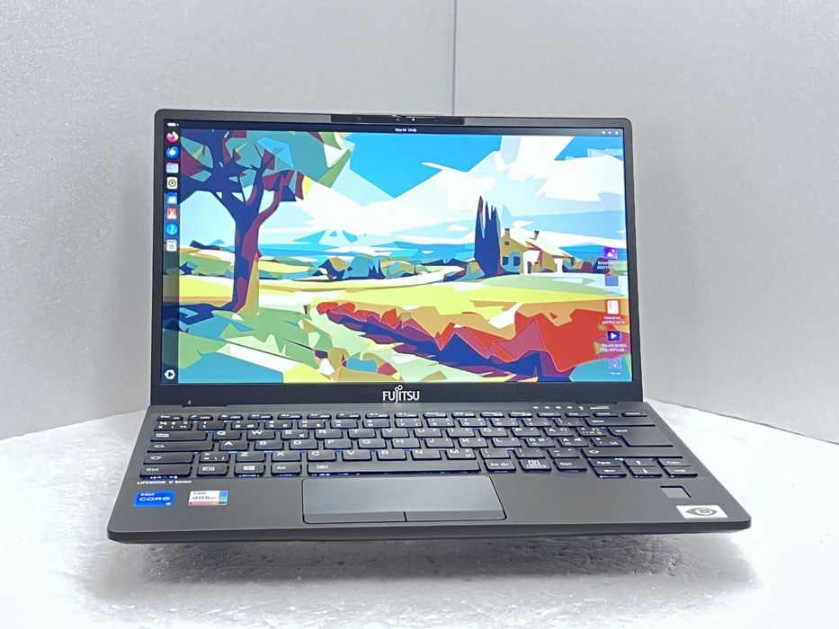 Fujitsu LIFEBOOK U9311 13.3" touch i5-1135G7 16GB 260GB/ с Гаранция