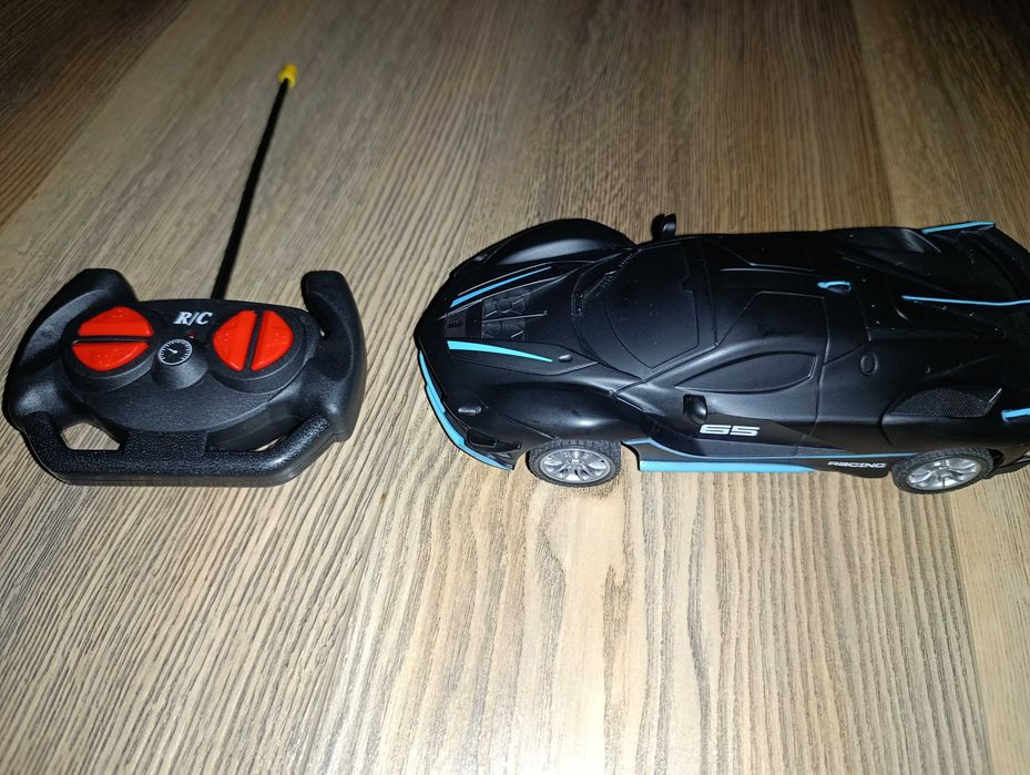 Количка с дистанционно на батерии