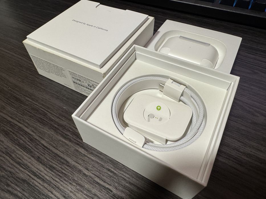 AirPods Pro 2 USB-C noi, desigilate, neactivate