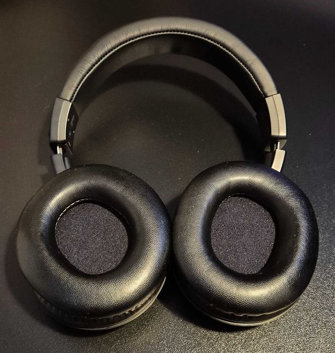Casti Audio-Technica - ATH-M40X ca noi