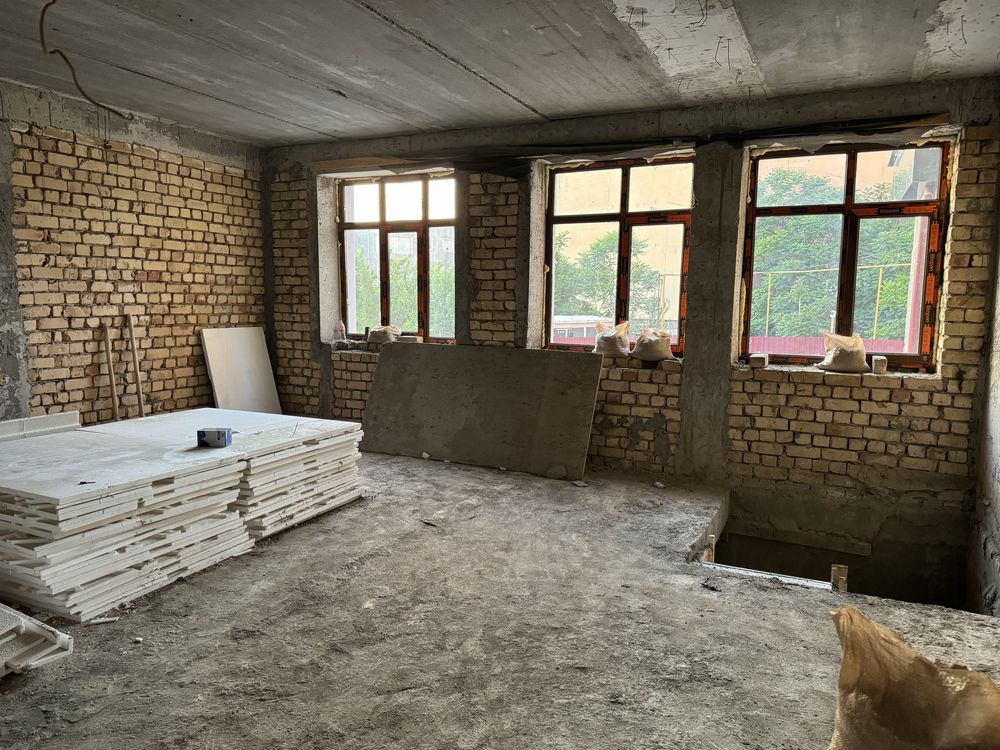 СВОЯ Коробка 4 ком, 1 этаж + цоколь, 81+40 = 121кв - 825$, кадастр