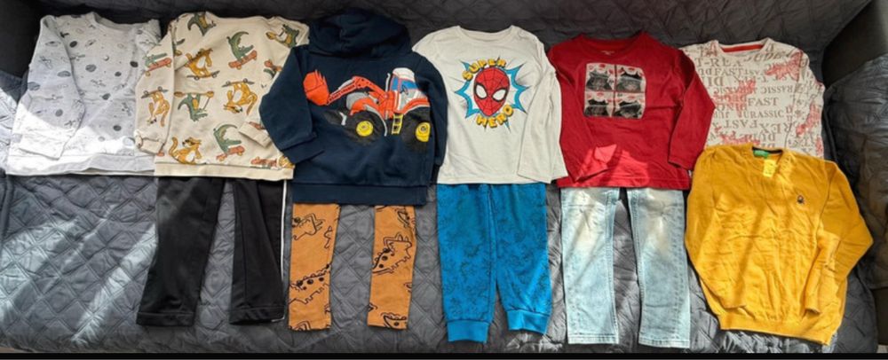 Lot haine mărimea 116