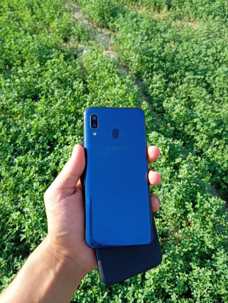 Samsung a20 ideal