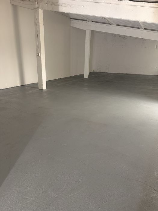 Inchiriez hala in Tomesti 70 la 500 mp