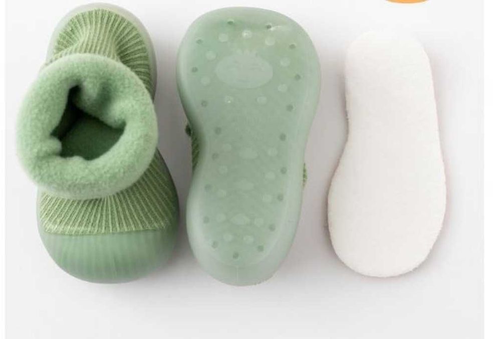 Детски есенни обувки с чорап тип пантофи, различни номера и цветове